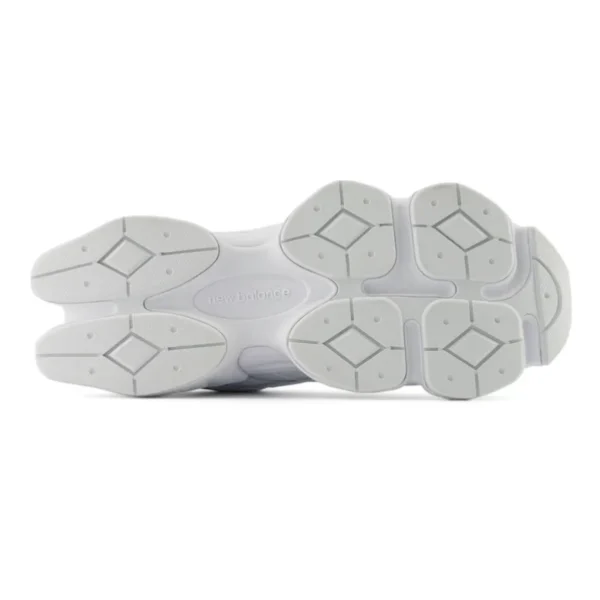 New Balance 9060 – Triple White