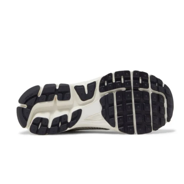 Air Zoom Vomero 5 'Photon Dust Metallic Silver'