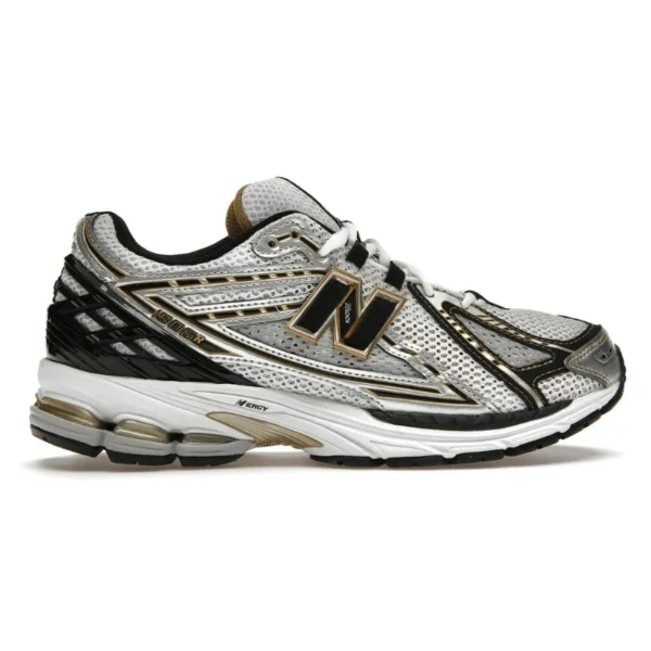 New Balance 1906R – White Metallic Gold