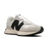 New Balance 327 Sea Salt – Black