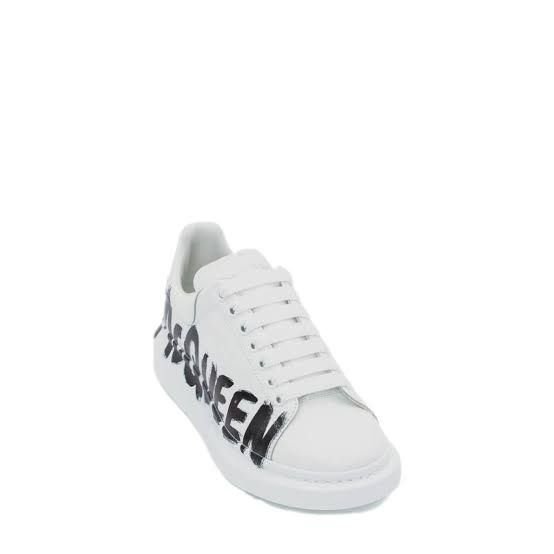 Alexander Mcqueen Oversized Graffiti – White Black