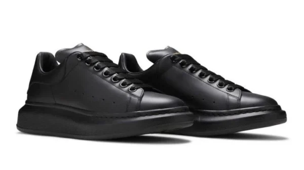 Alexander Mcqueen Oversized – All Black
